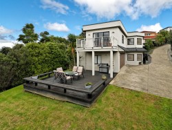 14 Graceview Way, West Harbour, Waitakere City, Auckland New Zealand