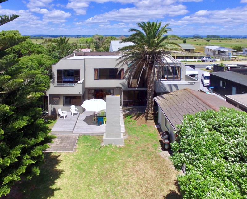 129 Pukehina Parade, Pukehina, Western Bay Of Plenty, Bay Of Plenty New Zealand