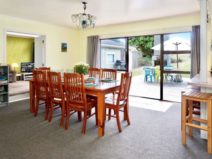 129 Pukehina Parade, Pukehina, Western Bay Of Plenty, Bay Of Plenty New Zealand