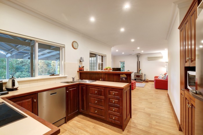 34 Sheoak Rd, Crafers, West SA 5152, Australia