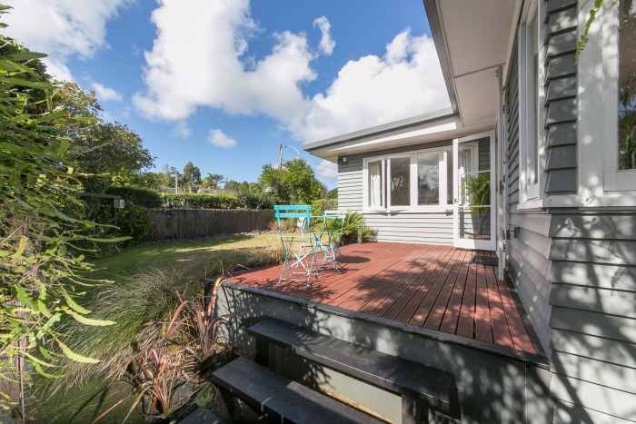 21 Captain Scott Road, Glen Eden, Waitakere City, Auckland, New Zealand