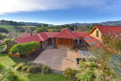 81 Allandale Lane, Governors Bay Banks, Peninsula, Canterbury, New Zealand