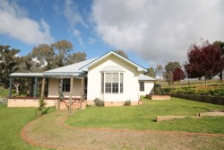 88 Burrows Road, Young, NSW