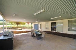 88 Burrows Road, Young, NSW