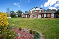 Marrangaroo, NSW 2790, Australia