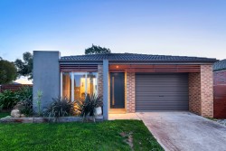 22 Rorey Street, Delacombe, VIC 3356, Australia