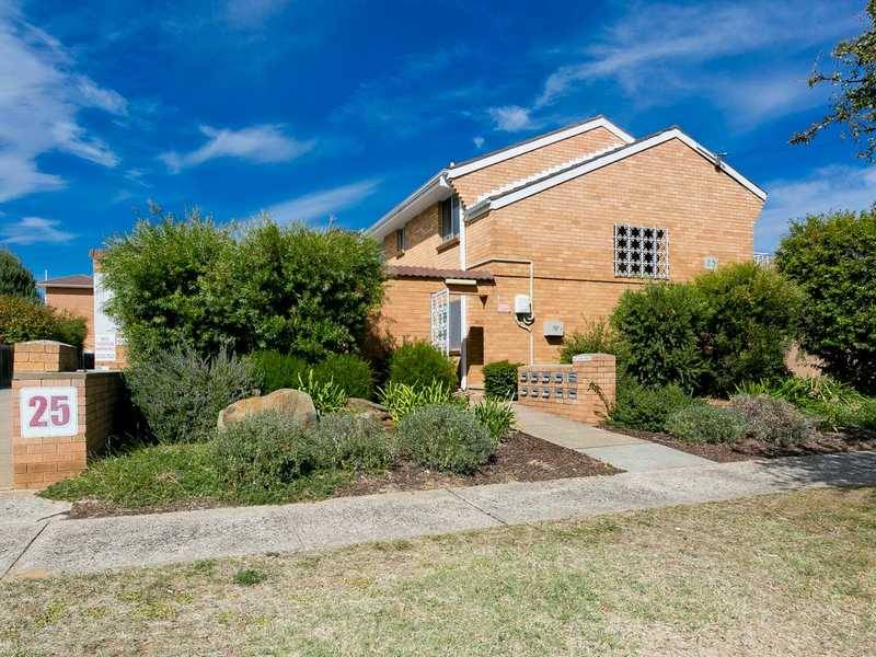 8/25 MacQuoid Street, Queanbeyan, NSW 2620, Australia