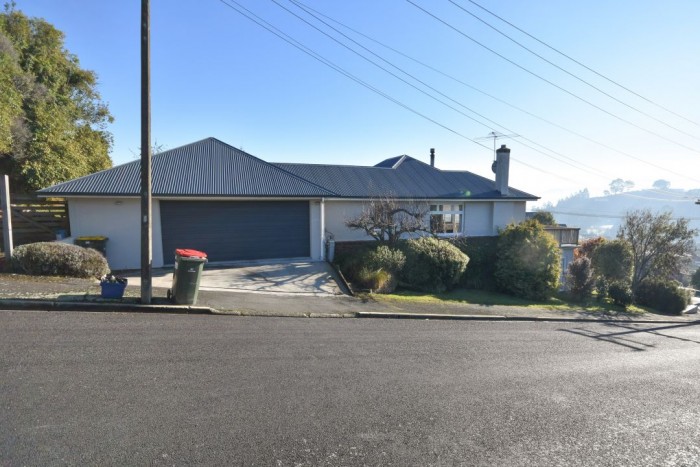 2 Tweed Street, Kinmont, Dunedin, Otago, New Zealand