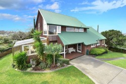 17 Bayview Park Lane, Orewa,, Rodney, Auckland, New Zealand