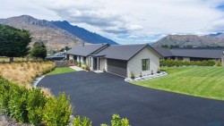 6 Batsford Lane, Queenstown, Otago, New Zealand