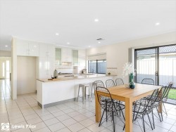 11 Telegraph Road, Seaford Meadows, SA 5169