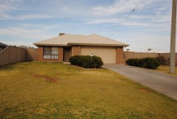 26 Spence Road, Griffith NSW 2680, Australia