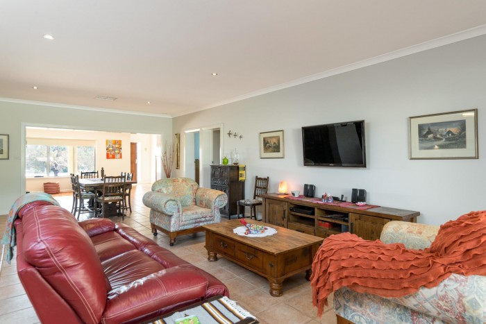 65 Killarney Street, Lamington, WA 6430, Australia