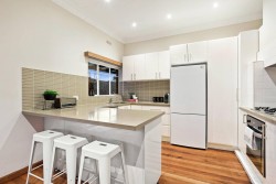 10 Clyde St, Box Hill North VIC 3129, Australia