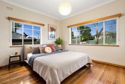 10 Clyde St, Box Hill North VIC 3129, Australia