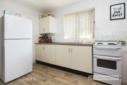 18 Haddon Cres, Marks Point NSW 2280, Australia