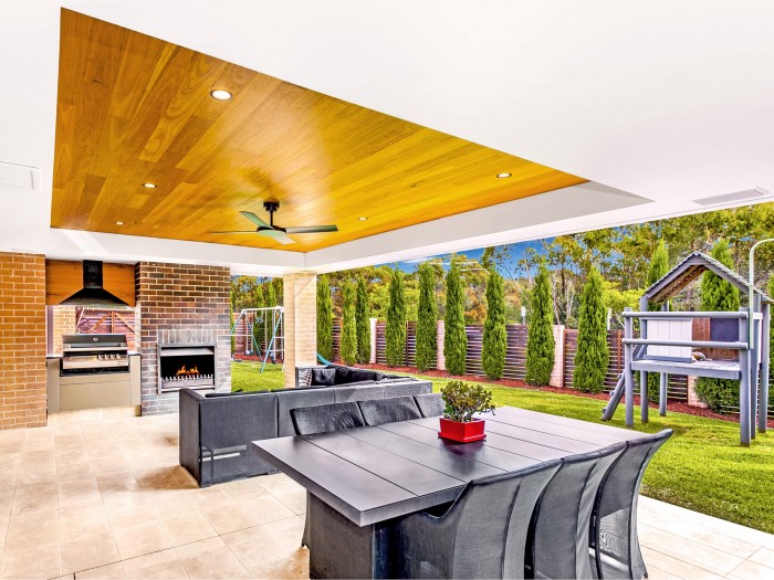 2 Boswell Street, Helensburgh, NSW 2508, Australia