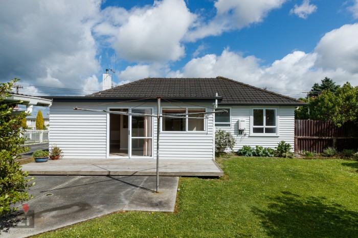 11 Edinburgh Street, Feilding, Manawatu, Manawatu / Wanganui