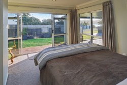 693 Pukehina Parade, Pukehina, Western Bay Of Plenty 3119 New Zealand