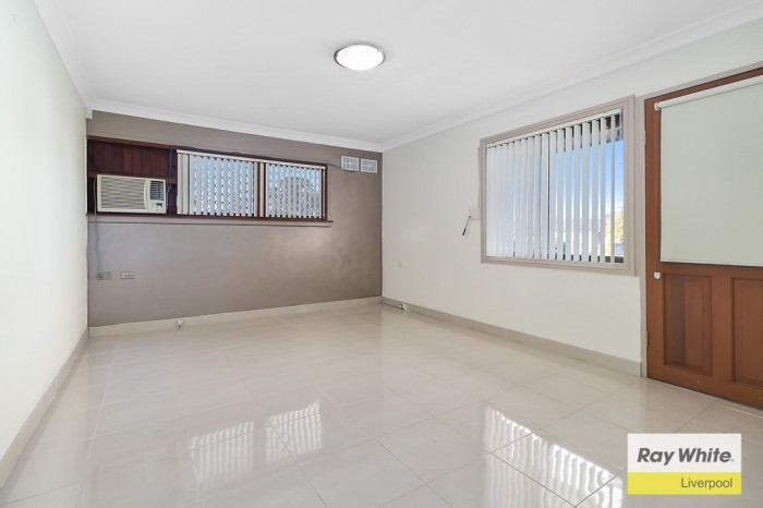 15 Wendouree Street, Busby, NSW 2168, Australia