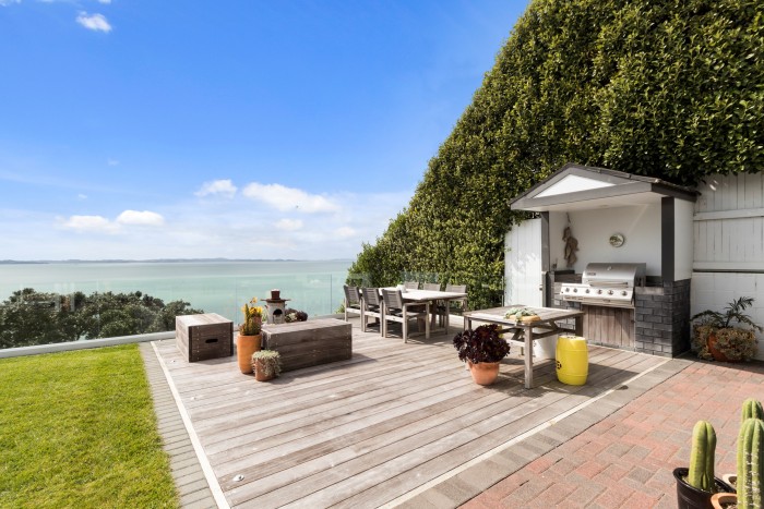 44 Clovelly Road, Bucklands Beach, Manukau 2012 Auckland, New Zealand