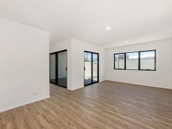 1+2/24 Barnard Street, Biggera Waters, QLD 4216