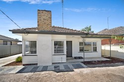 903 Skipton St, Redan VIC 3350, Australia