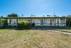 40 Clydesdale Road, Mckail, WA 6330, Australia