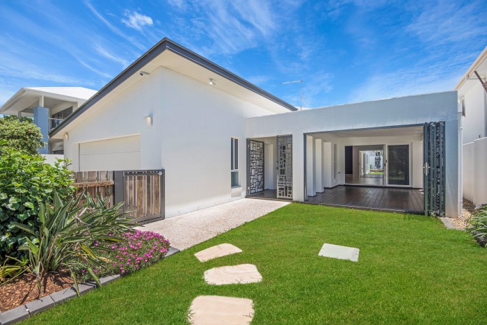 3 Salt Water Crescent, Kingscliff, NSW 2487, Australia