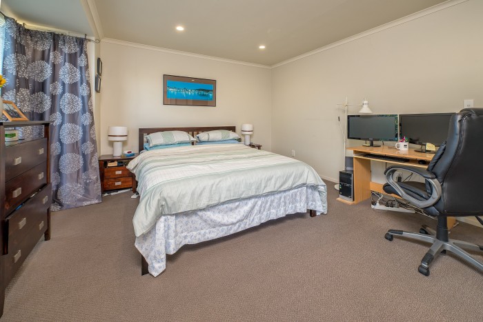 5 The Track, Takanini, Papakura 2112, New Zealand