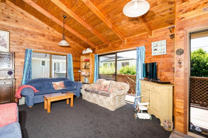 1/57 Tirimoana Road, Te Atatu South, Auckland, New Zealand 0610