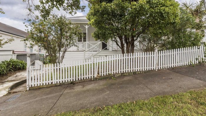 13 Beaconsfield Street, Grey Lynn, Auckland 1021, New Zealand