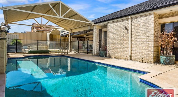 6 Burkett Terrace, Bertram WA 6167, Australia