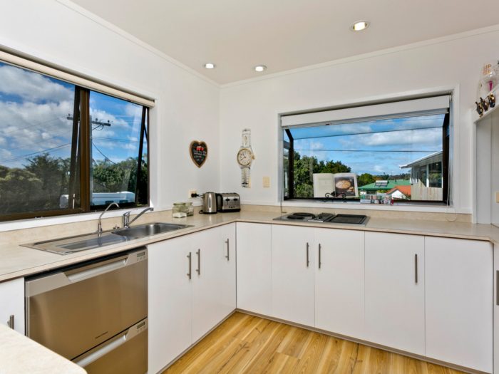 37 Harbour View Road, Point Wells, Rodney, Auckland,NZ 0986