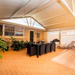 21 Lucraft Loop, Ledge Point, WA 6043, Australia