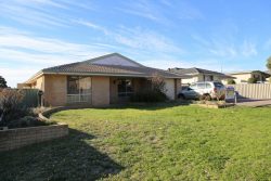 43 Brockman St, Esperance WA 6450, Australia