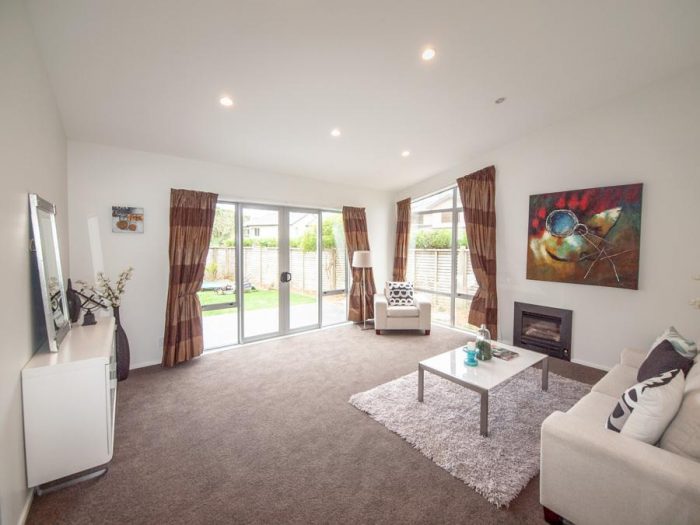 4 Didsbury GroveChurton Park, Wellington 6037, New Zealand