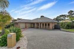 1 Glenloth Drive, Happy Valley, SA 5159, Australia