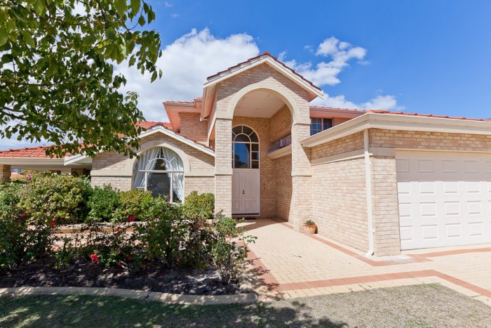 3 Deanery Mews, Churchlands, WA 6018, Australia