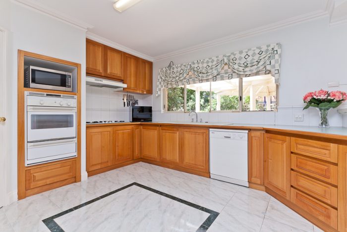 3 Deanery Mews, Churchlands, WA 6018, Australia