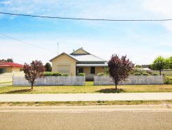 5-7 Campbell St, Boorowa NSW 2586, Australia