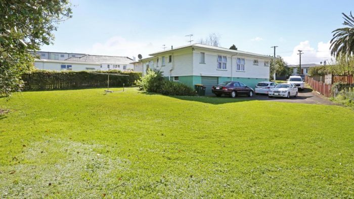 2 Totara RdManurewa, Auckland 2102, New Zealand