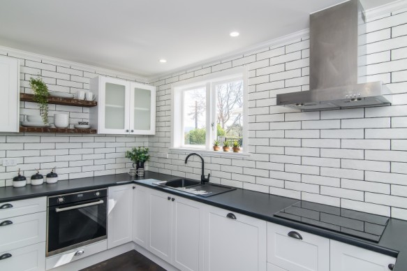 125 Raumati Road, Raumati Beach, Kapiti Coast, Wellington 5032, New Zealand.