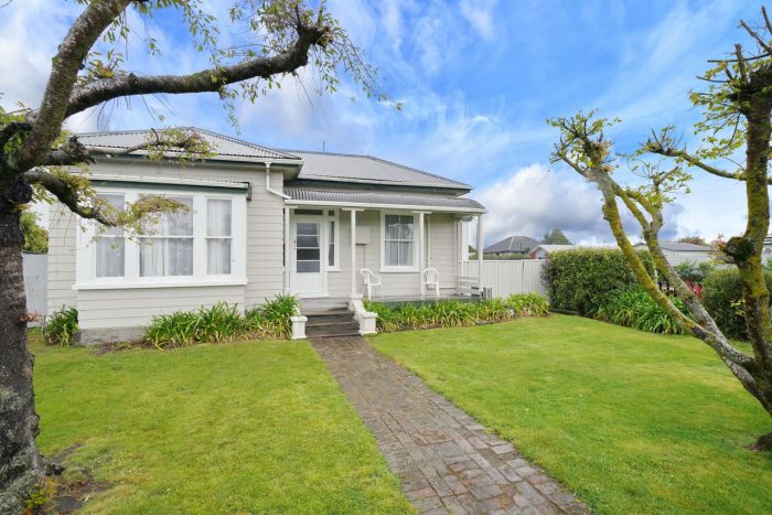 195 Williams Street, Kaiapoi, Waimakarir­i, Canterbury 7630, New Zealand.