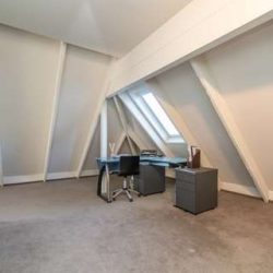 20 Amherst Place, Cashmere, Christchur­ch City, Canterbury, 8022, New Zealand