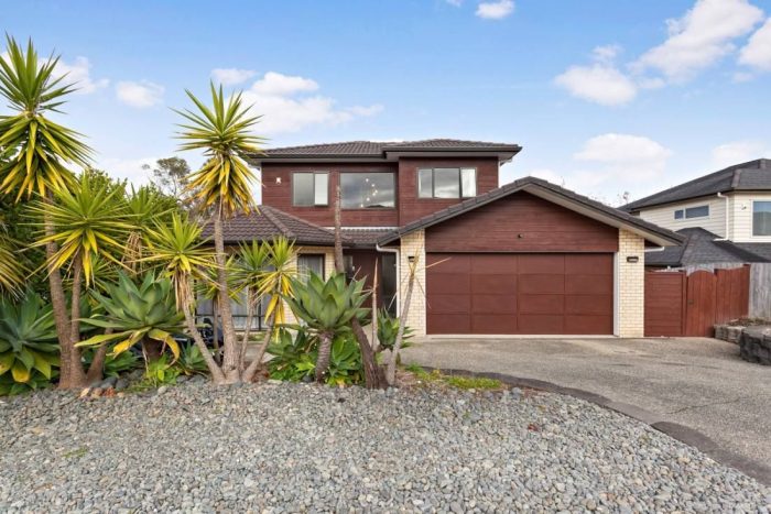 11 Catlin Place, Fairview Heights, Auckland City, Auckland, 0632, New Zealand