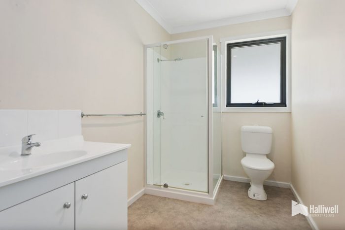 18 Breteeca Cl, Port Sorell TAS 7307, Australia
