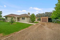 140 Lower River Rd W Gapsted VIC 3737, Australia