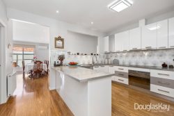 33 Gertrude St, St Albans VIC 3021, Australia