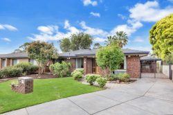 29 Jade Crescent Happy Valley SA 5159 Australia